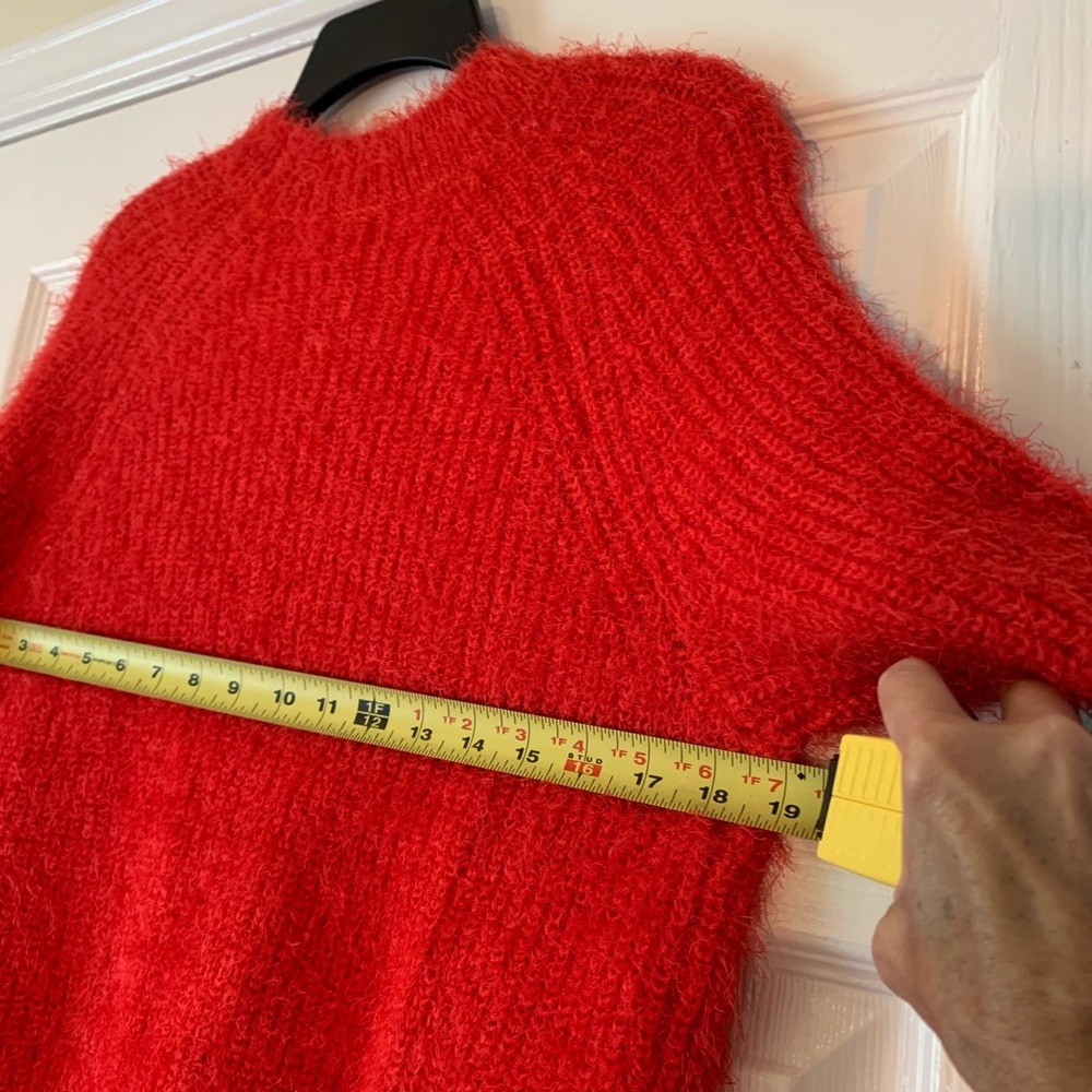 Pink Rose vibrant Red fuzzy sweater soft roll up sleeves - Picture 6 of 6